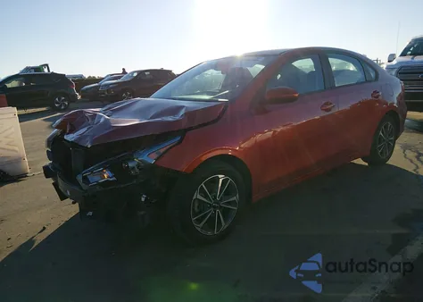 2023 Kia Forte Lxs z USA, uszkodzony, nr VIN 3KPF24AD9PE638293